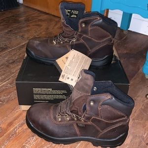 NWT Irish setter red wing steel toe electric hazard waterproof boots size 10.5